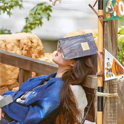 凹凸魔女的亲子日常 在线观看